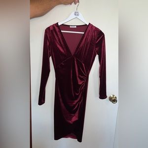 Velvet long sleeve dress